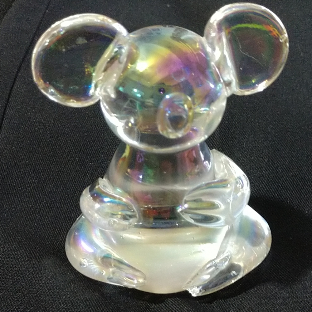 5/$25 Iridescent glass koala figurine.
